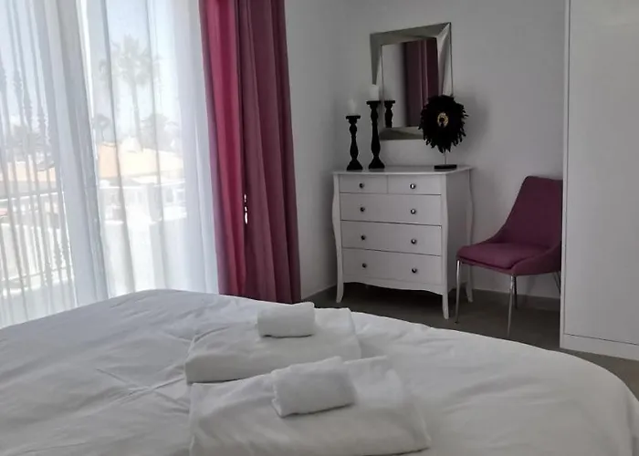 Hortensia Адехе